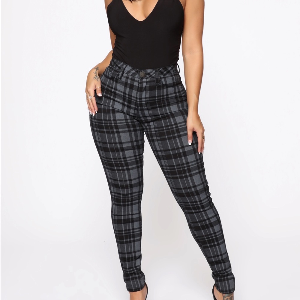 SEE ME IN PRINT SKINNY JEANS SIZE 5